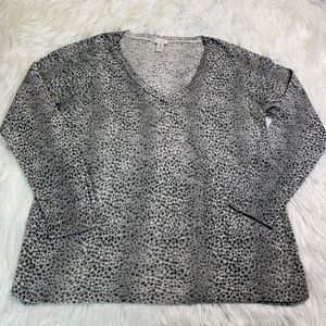 Chicos V Neck Sweater Size 2 Animal Print Gray